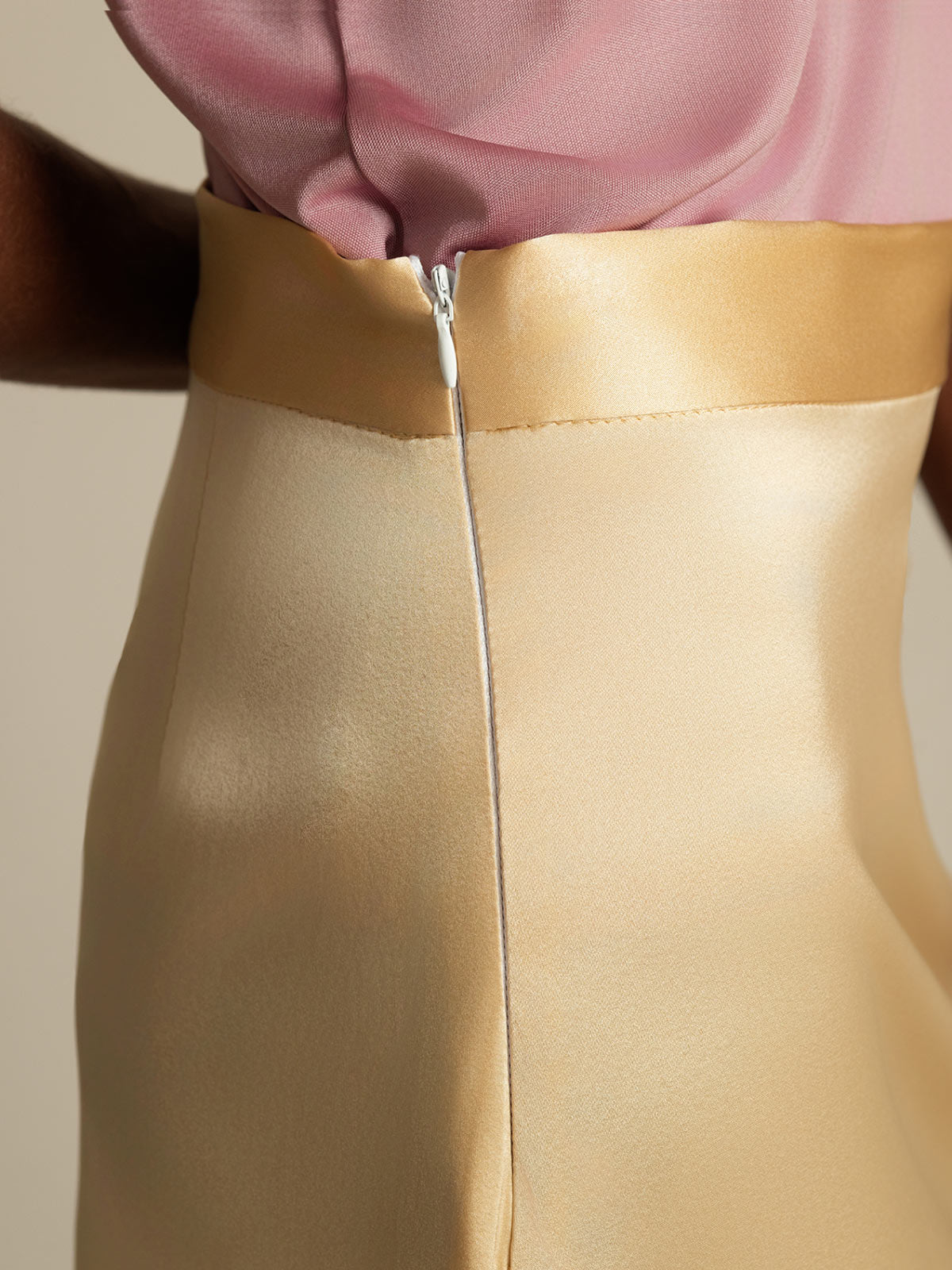 [Champagne] SilkSilky-CA 19Momme Silk Skirt 006