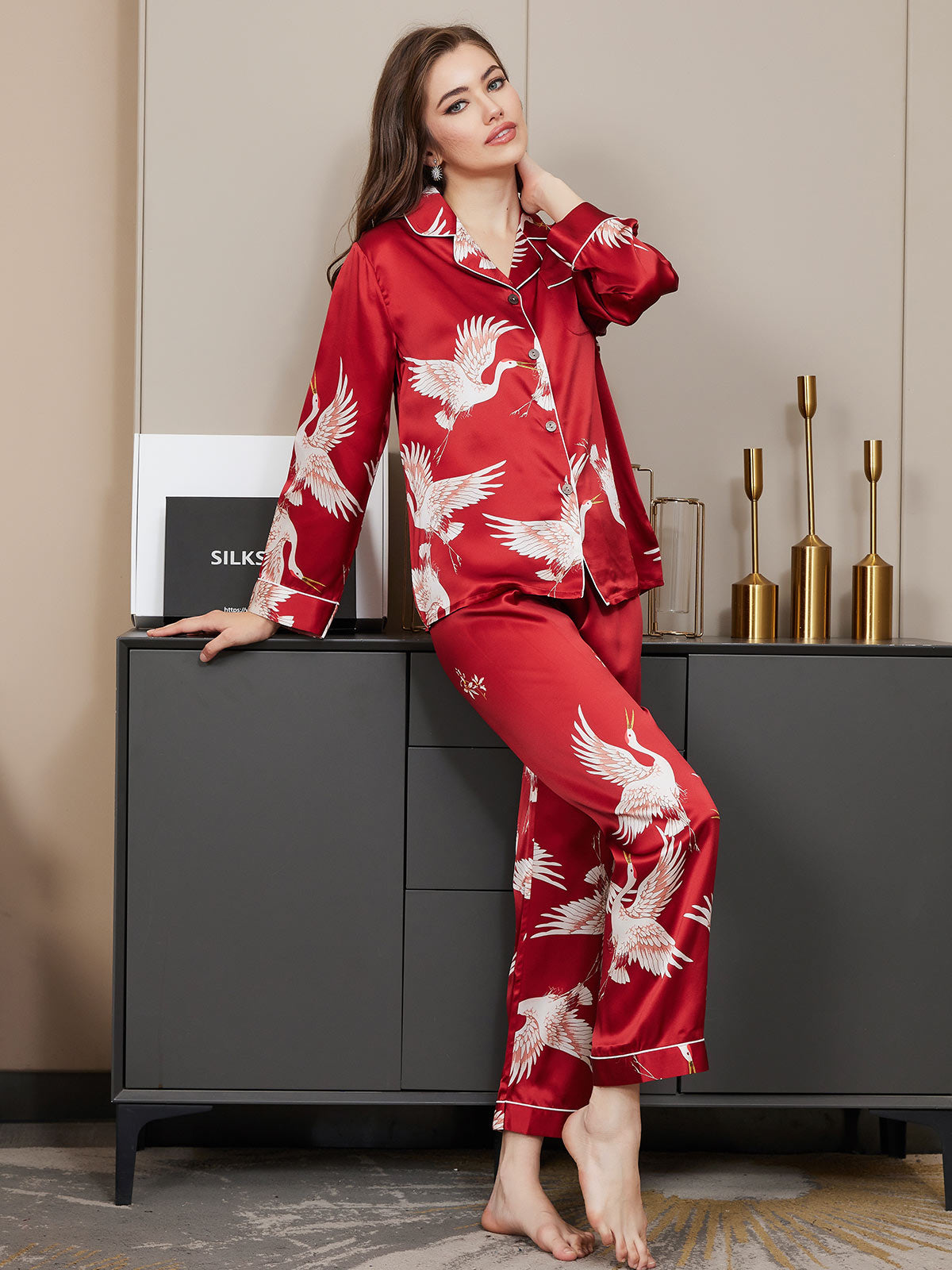 SilkSilky-CA 19Momme Pure Silk Long Sleeve Lapel Women's Pajamas DarkRed 002