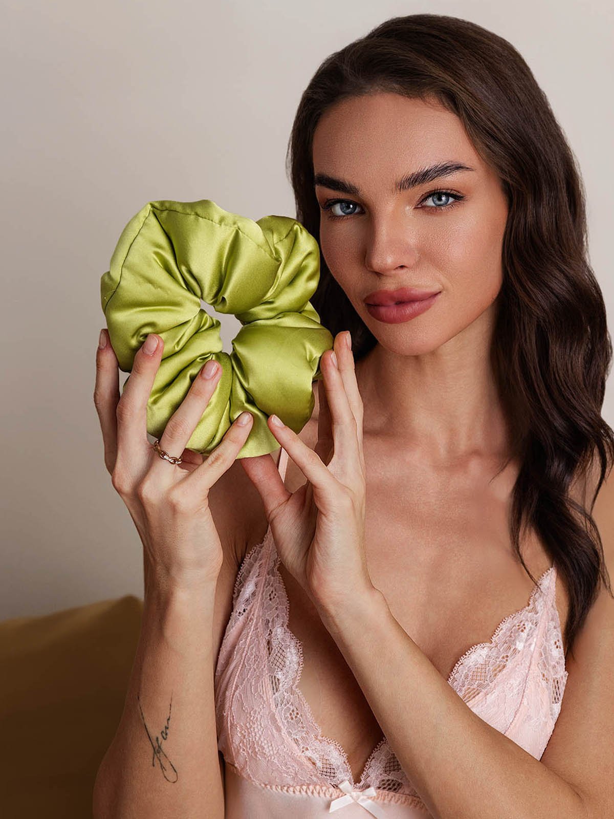[Green] SilkSilky-CA Pure Silk Scrunchie 003