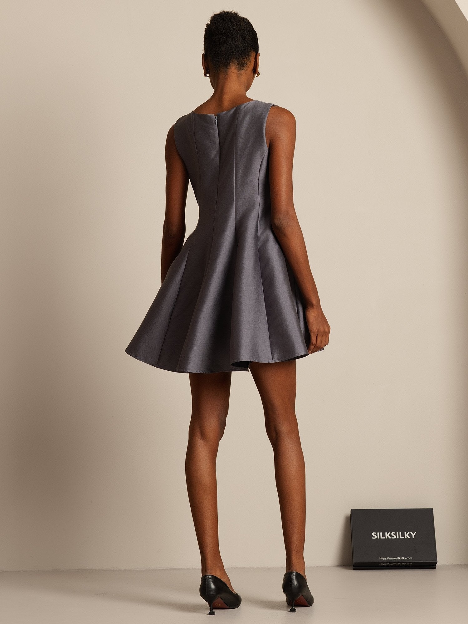 [Gray] SilkSilky-CA 32Momme Silk-Wool Blend Dress 002,