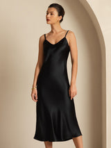 [Black] SilkSilky-CA Spaghetti Strap V Neck Dress 006