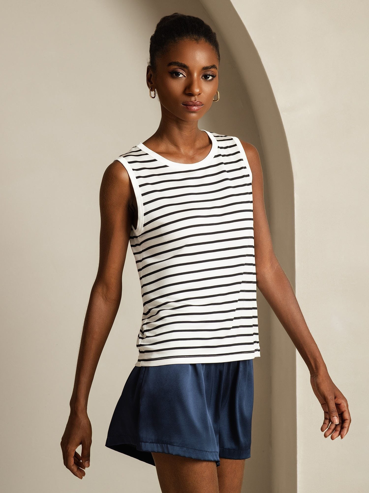 [White Stripe] SilkSilky-CA Pure Silk Sleeveless Round Neck Camisole 003