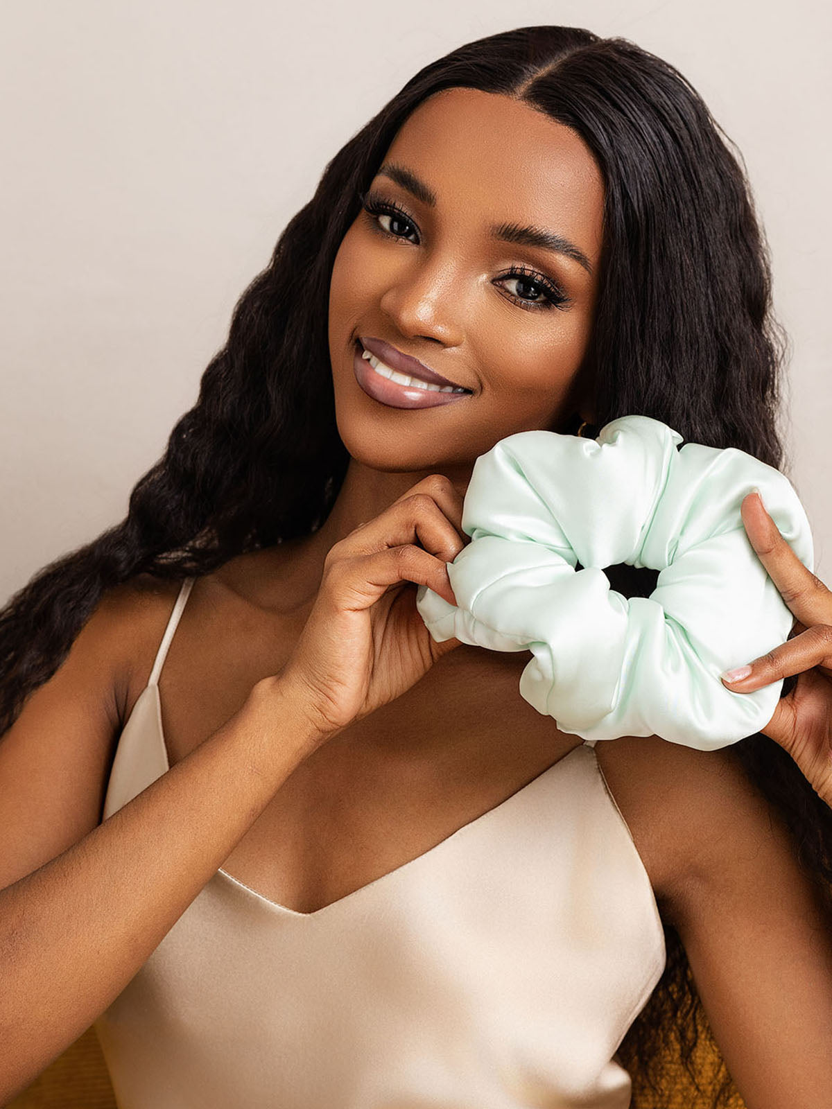 [Mint Green] SilkSilky-CA Pure Silk Scrunchie 003