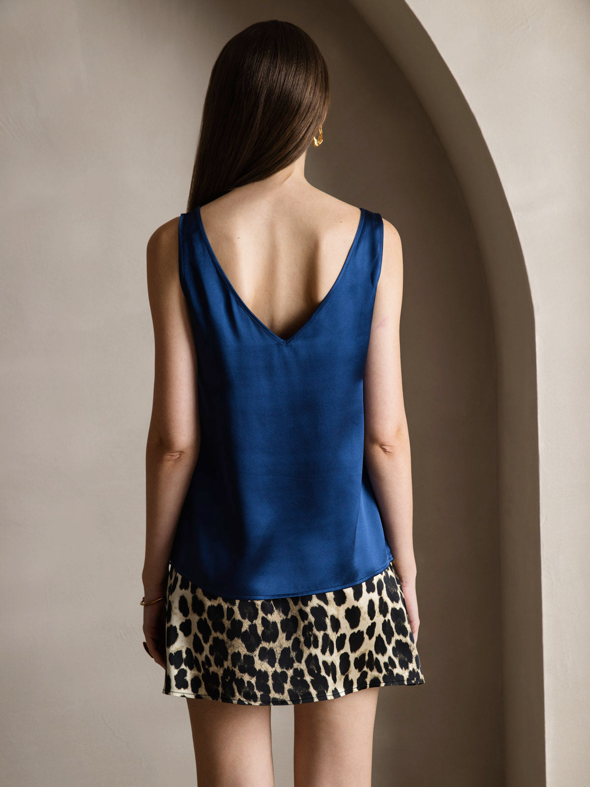 [Dark Blue] SilkSilky-CA 19Momme Silk V Neck Camisole 002