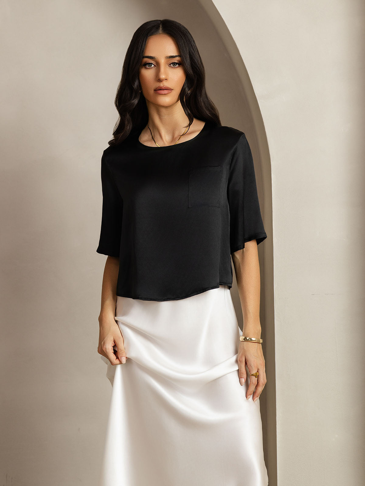 [Black] SilkSilky-CA Pure Silk Boat Neck Women's T-Shirt 004
