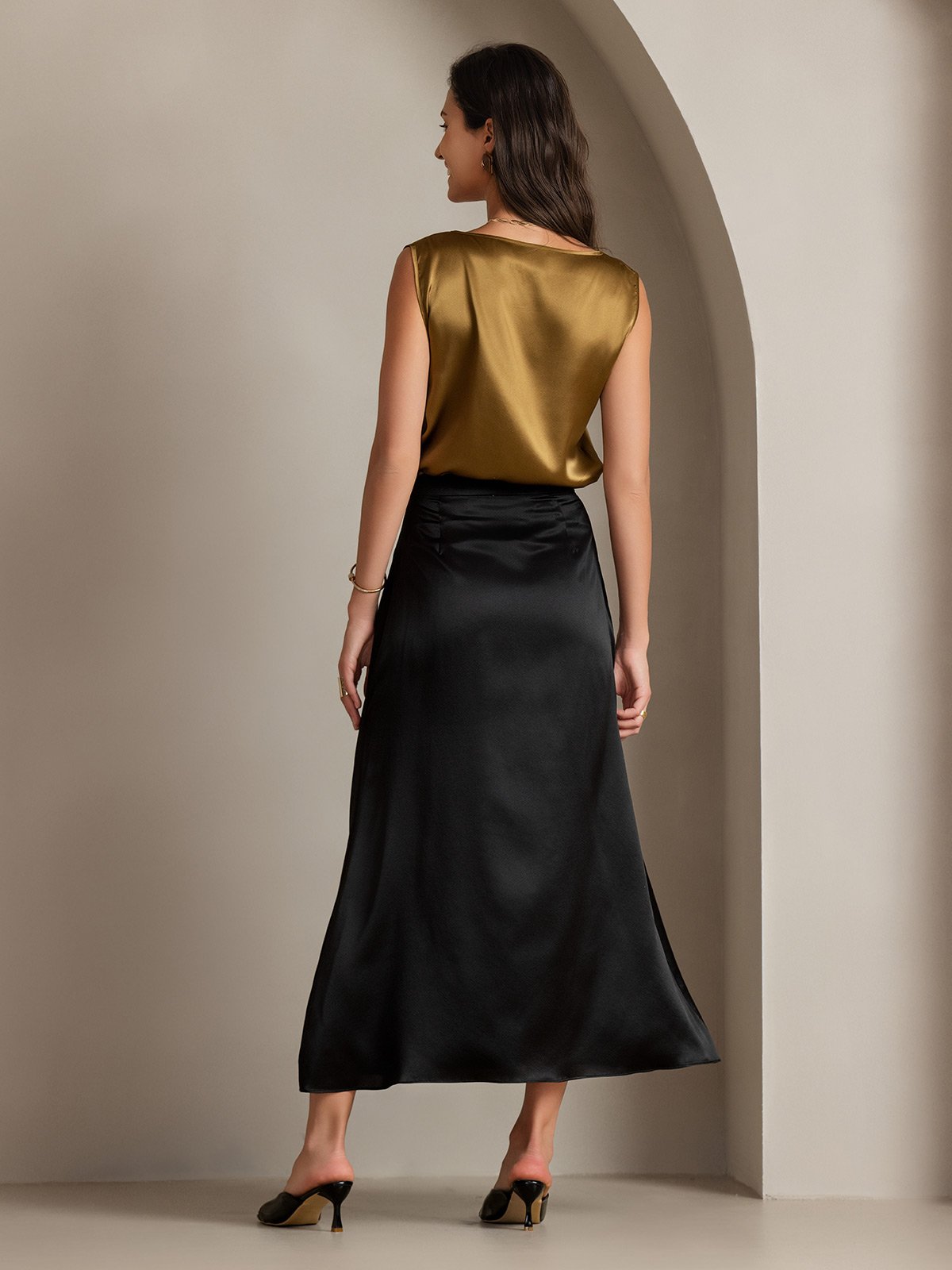 [Brown] SilkSilky-CA 19Momme Silk Round Neck Camisole 002