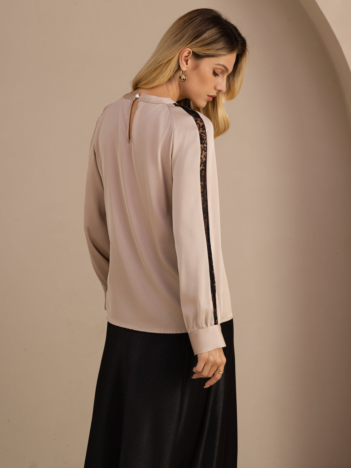 [Tan] SilkSilky-CA Long Sleeve Keyhole Neck Women's Blouse 002