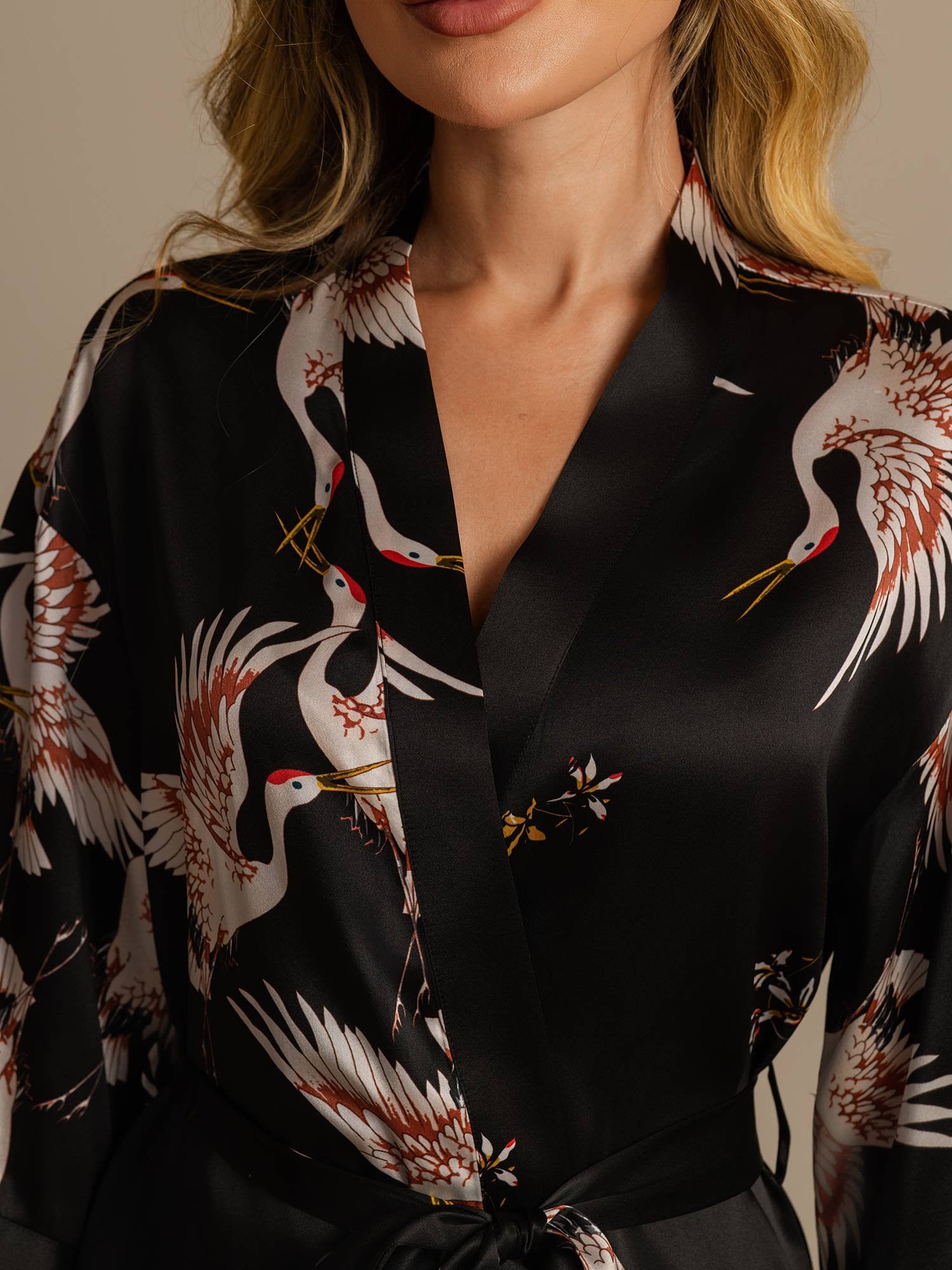 [Black] SilkSilky-CA 19Momme Pure Silk Wrap Women's Robe 004