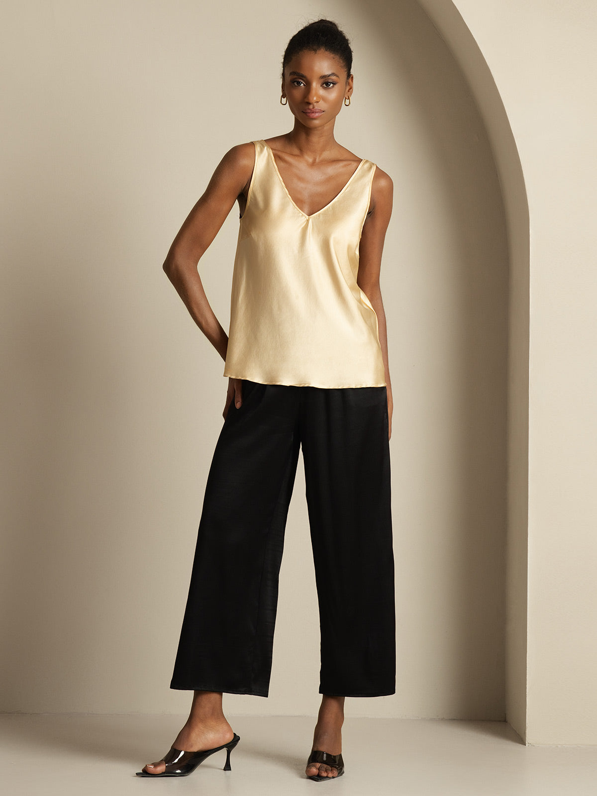 [Champagne] SilkSilky-CA 19Momme Silk V Neck Camisole 008