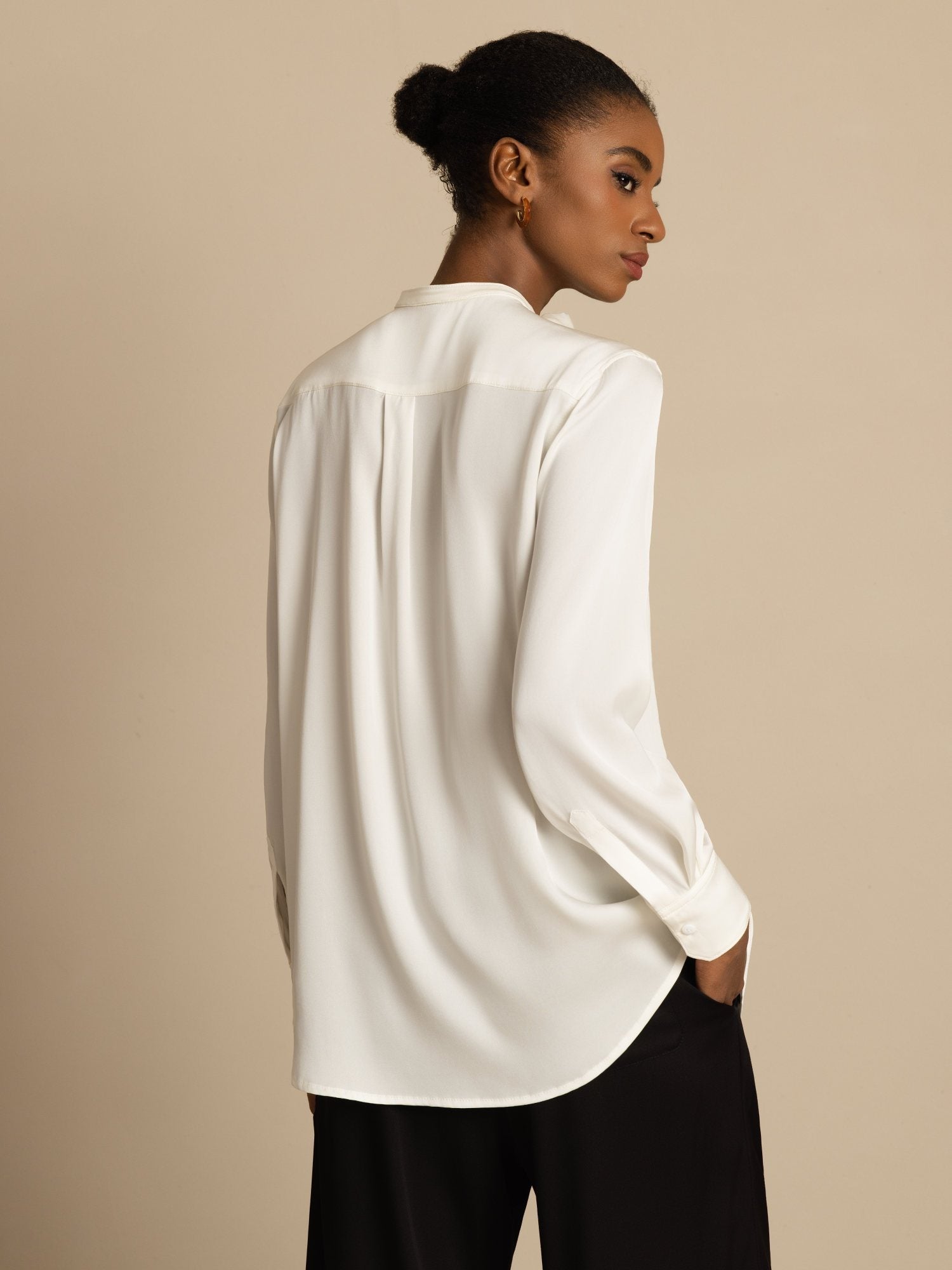 [White] SilkSilky-CA 19Momme Stretch Silk Double Georgette Long Sleeve Collar Blouse 002