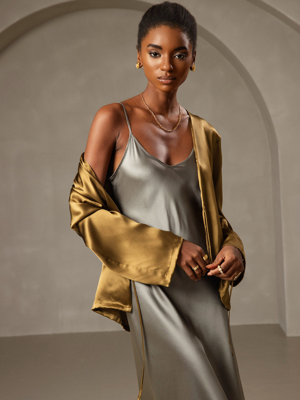 [Grayish Green] SilkSilky-CA Pure Silk Round Neck Nightgown 006