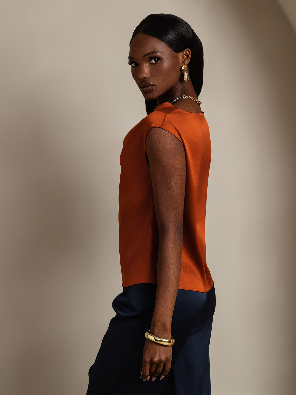 [Caramel] SilkSilky-CA 19Momme Silk Cap Sleeve Cowl Neck Women's T-Shirt 004