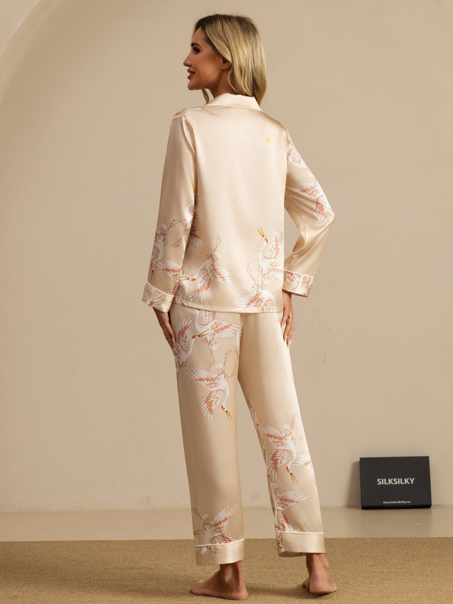 [Champagne] SilkSilky-CA 19Momme Long Sleeve Notch Collar Women's Pajamas 002