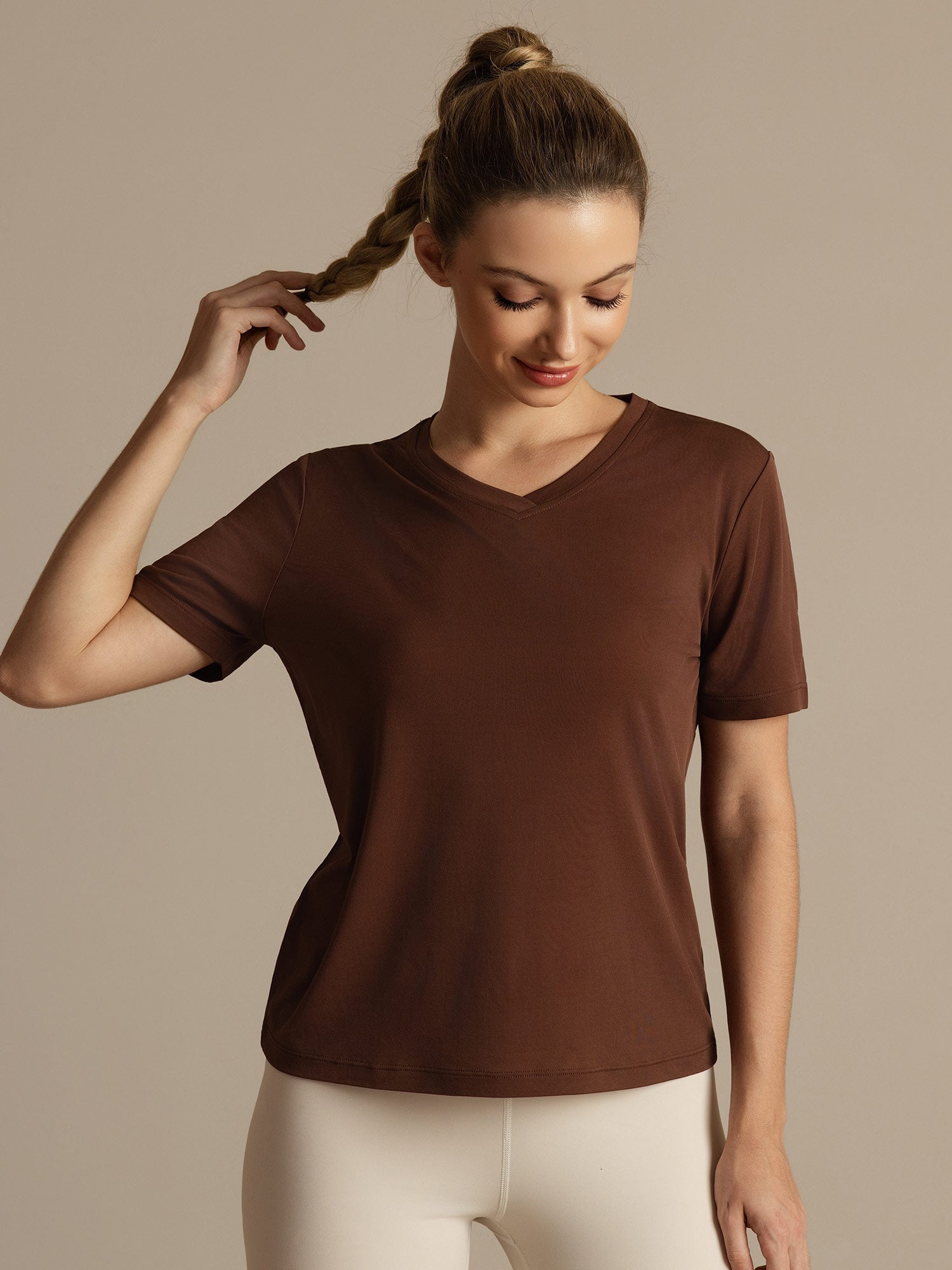 [Coffee] SilkSilky-CA 100% High-Twist Silk Jersey Short Sleeve V Neck Women's T-Shirt 004
