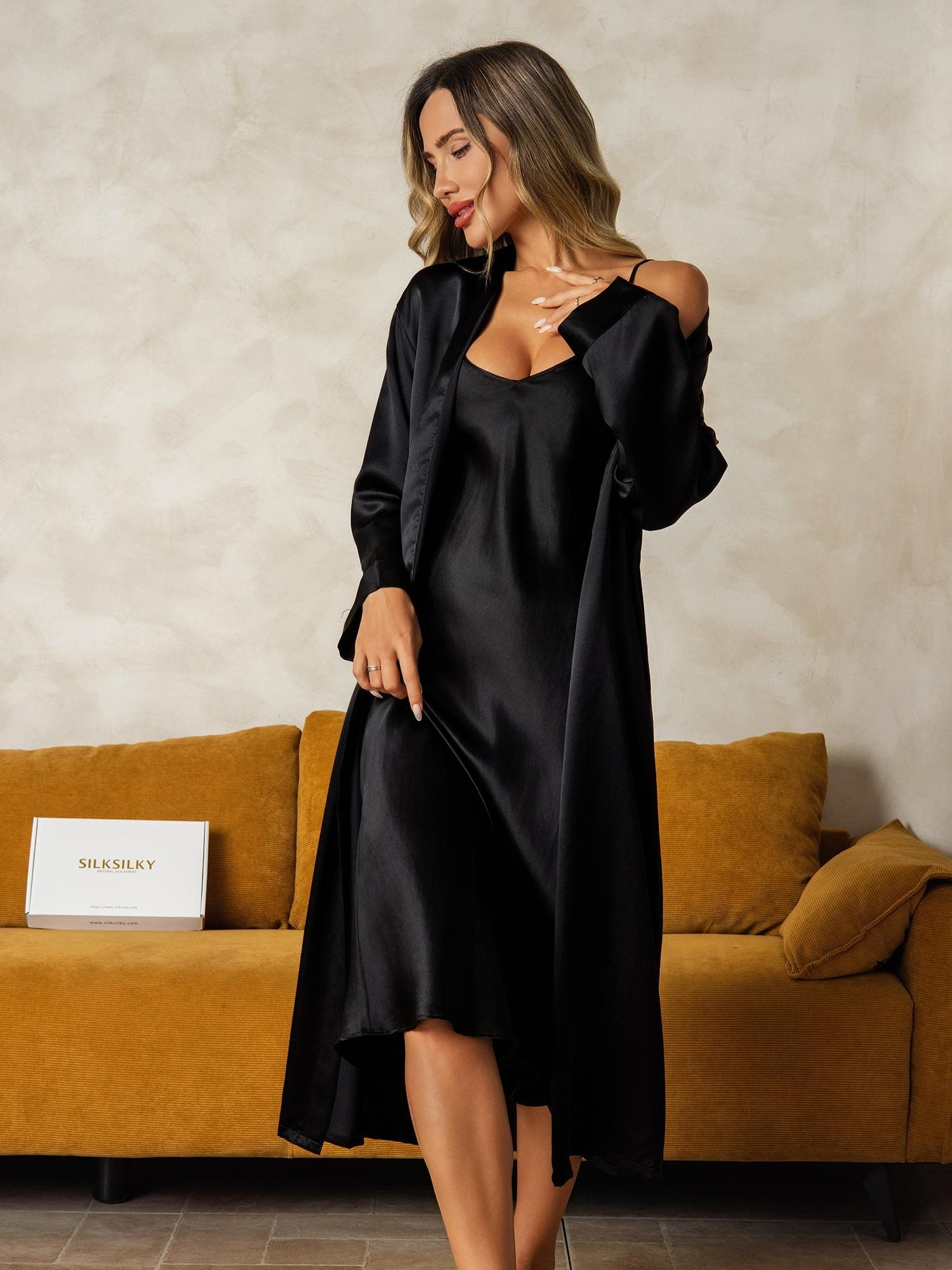 [Black] SilkSilky-CA Pure Silk V Neck Nightgown&Robe Set 003