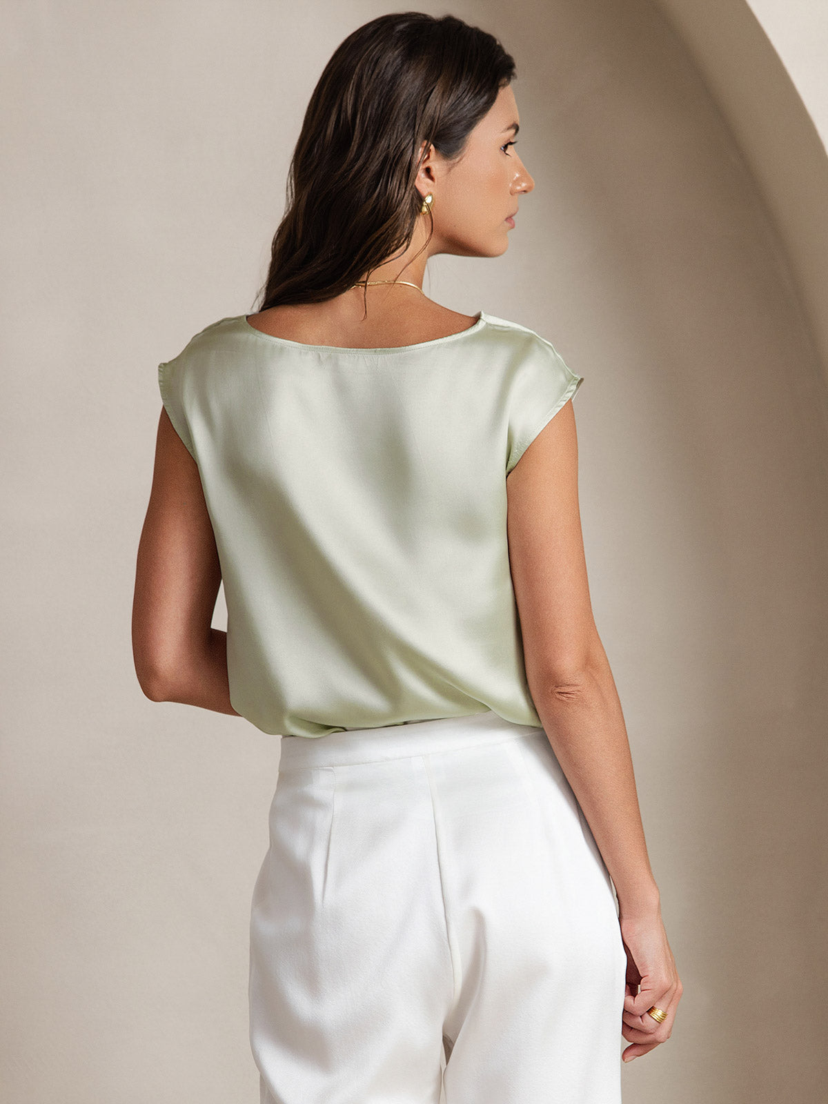 [Light Green] SilkSilky-CA 19Momme Silk Cowl Neck Women's T-Shirt 002