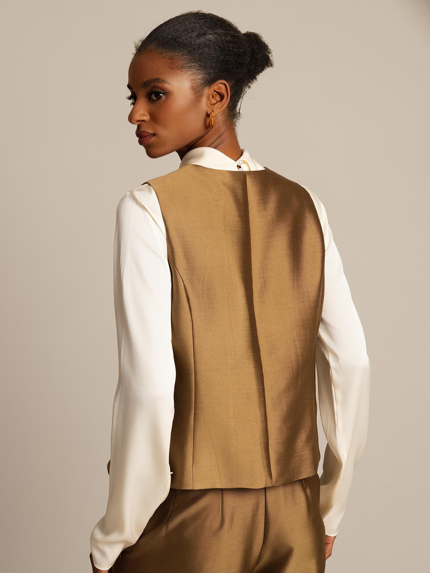 [Bronze] SilkSilky-CA 32Momme Silk-Wool Blend Womens Vest 002,