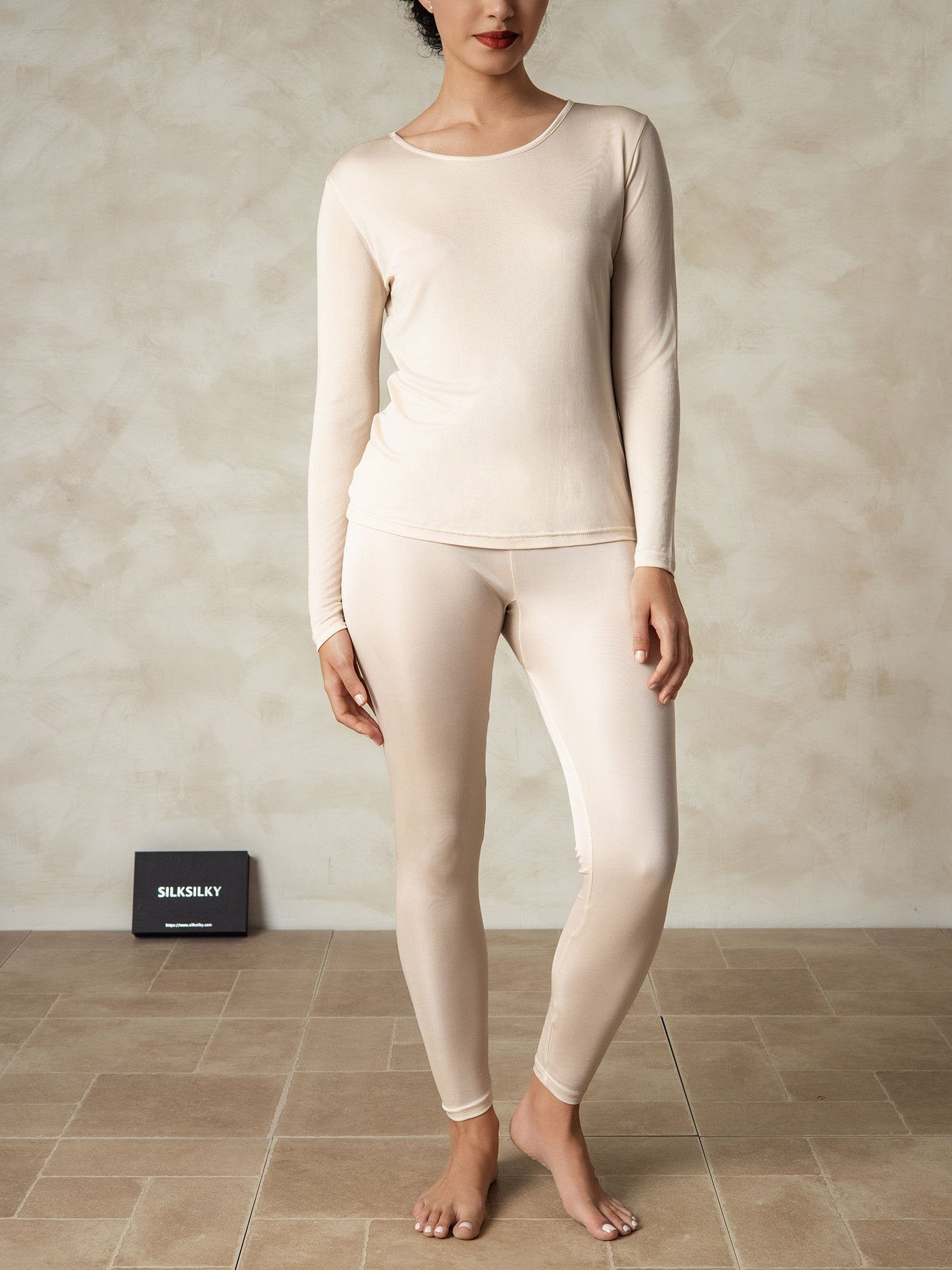 [Tan] SilkSilky-CA Silk Knitted Round Neck Long Johns 001