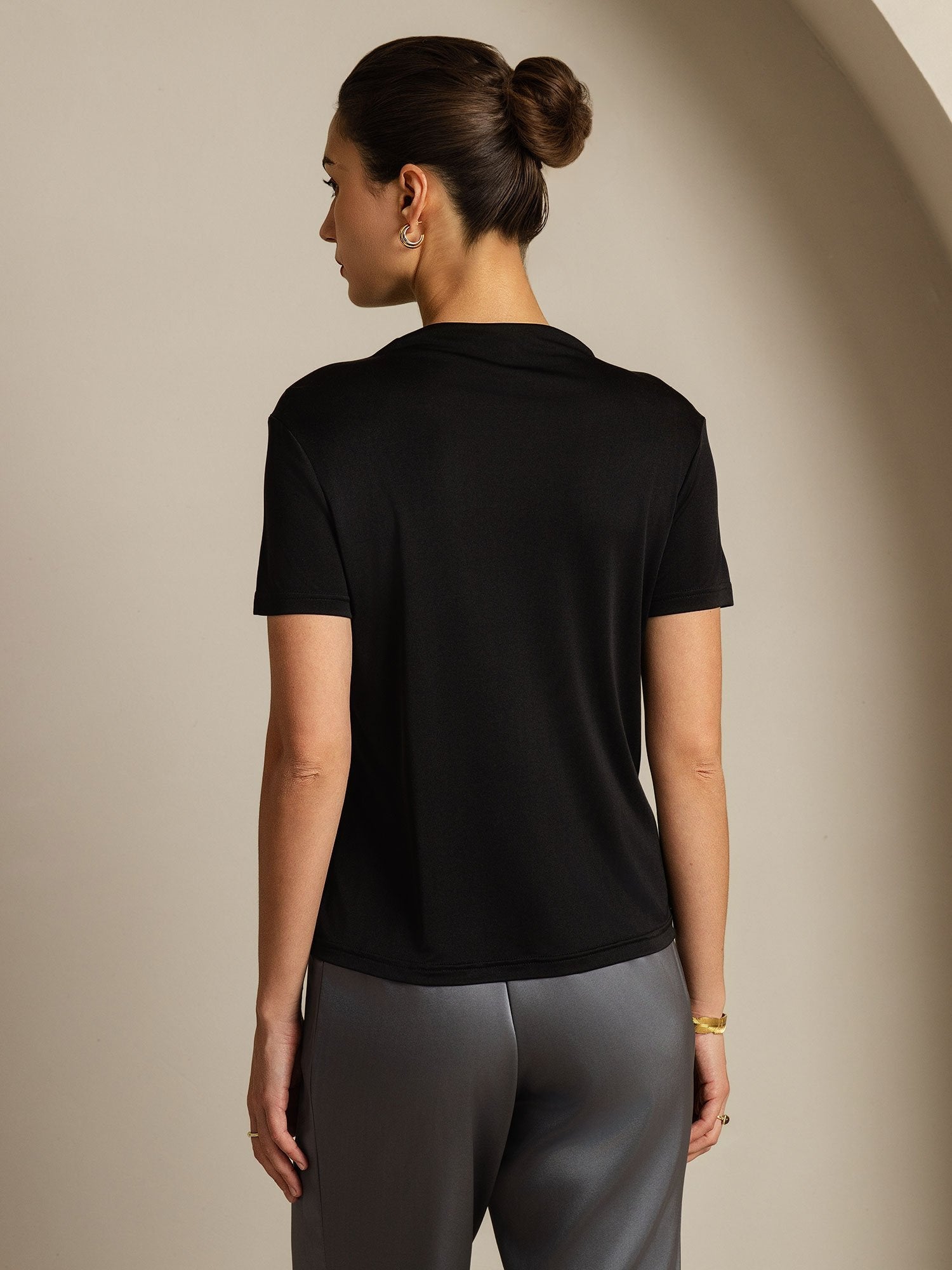 [Black] SilkSilky-CA Pure Silk Collar Women's T-Shirt 002