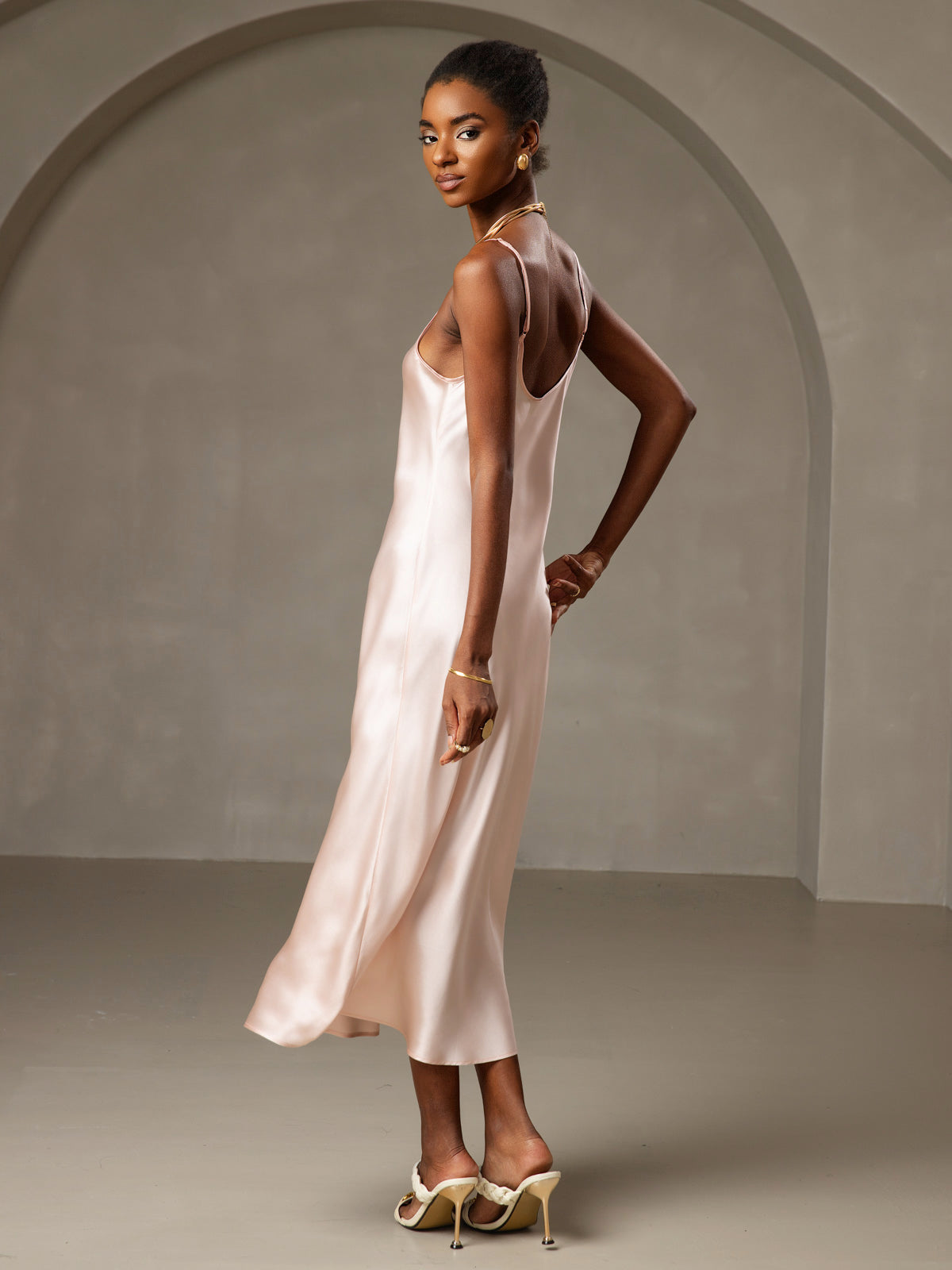 [Pink] SilkSilky-CA Spaghetti Strap Round Neck Dress 002