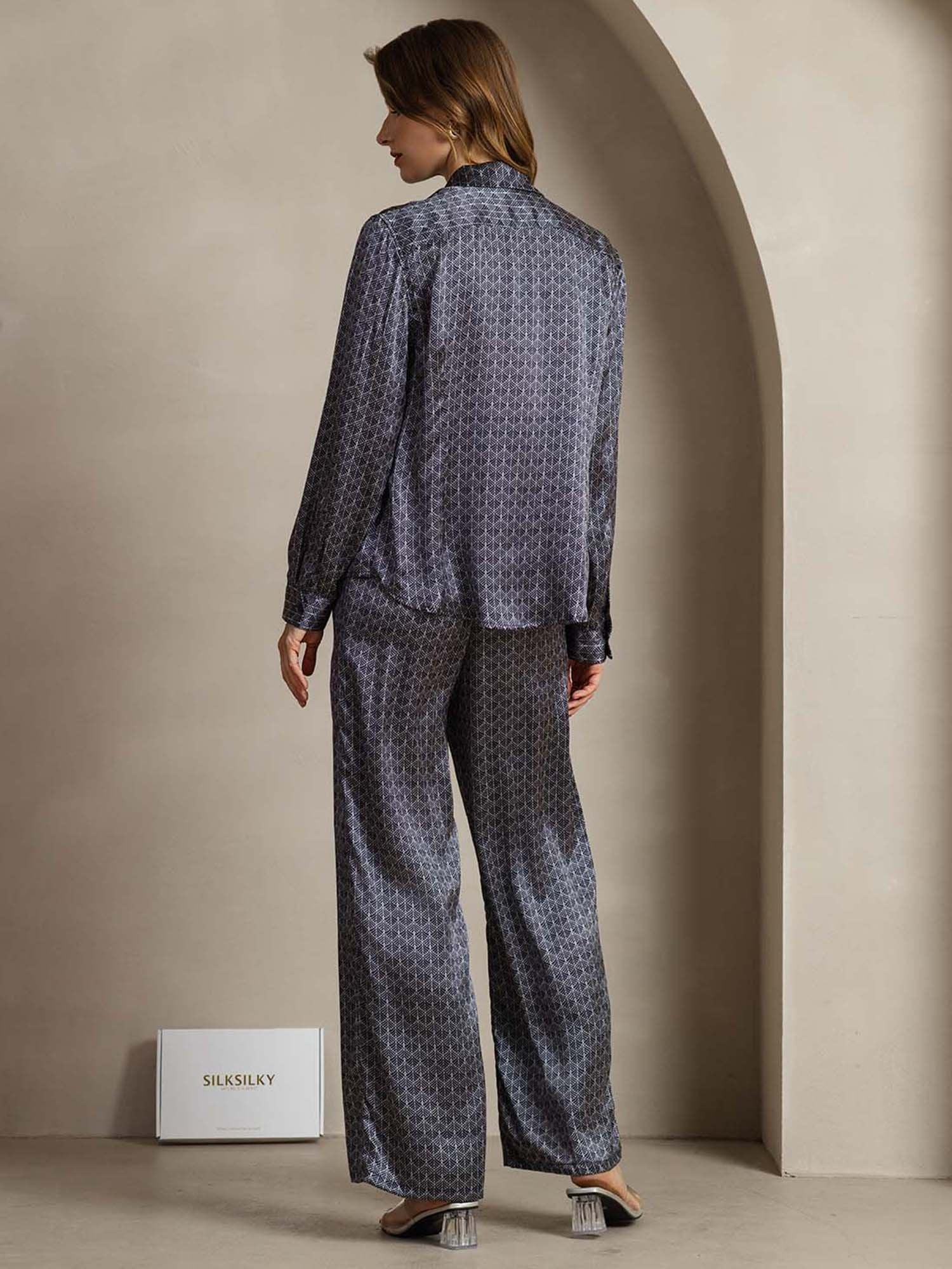 [Navy Ginkgo] SilkSilky-CA 19Momme Silk Lapel Collar Women''s Outfit Sets 004,