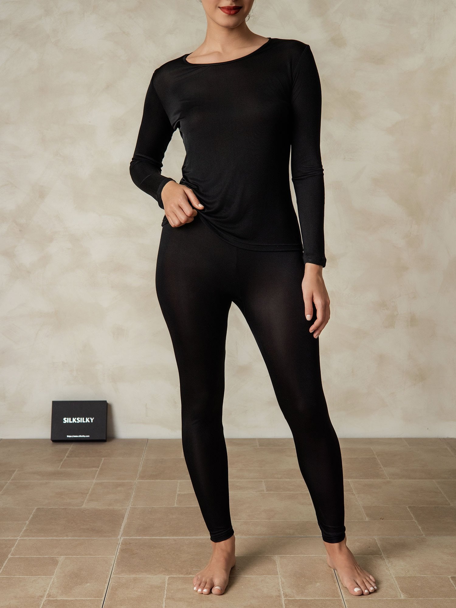 [Black] SilkSilky-CA Silk Knitted Round Neck Women's Pajamas 001