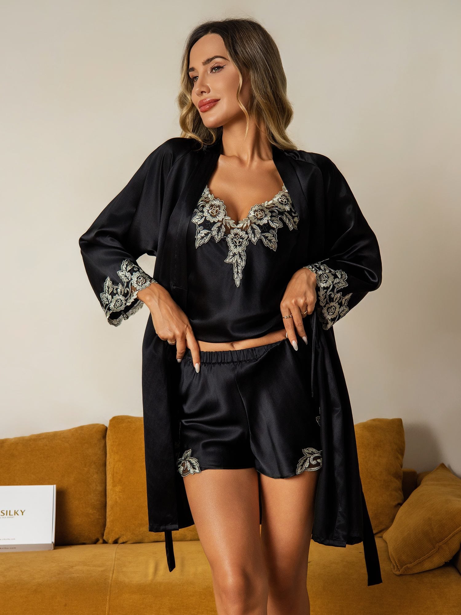 [Black] SilkSilky-CA Pure Silk Split Nightgown&Robe Set 003