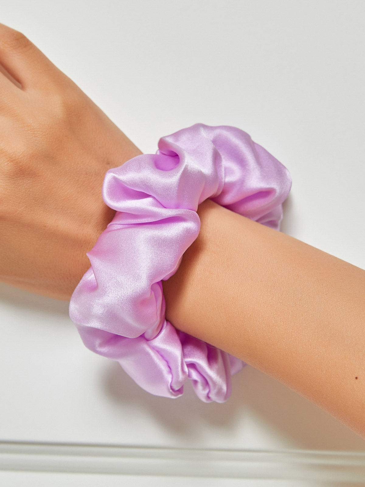 SilkSilky-CA 19Momme Pure Silk Scrunchie Lavender 004