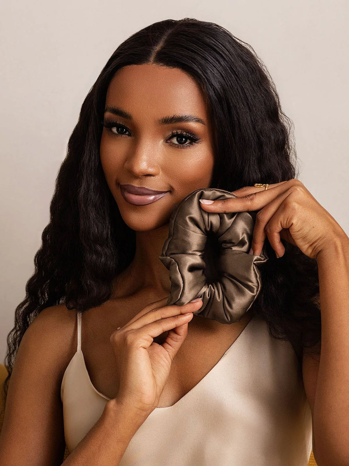 [Brown] SilkSilky-CA Pure Silk Scrunchie 001