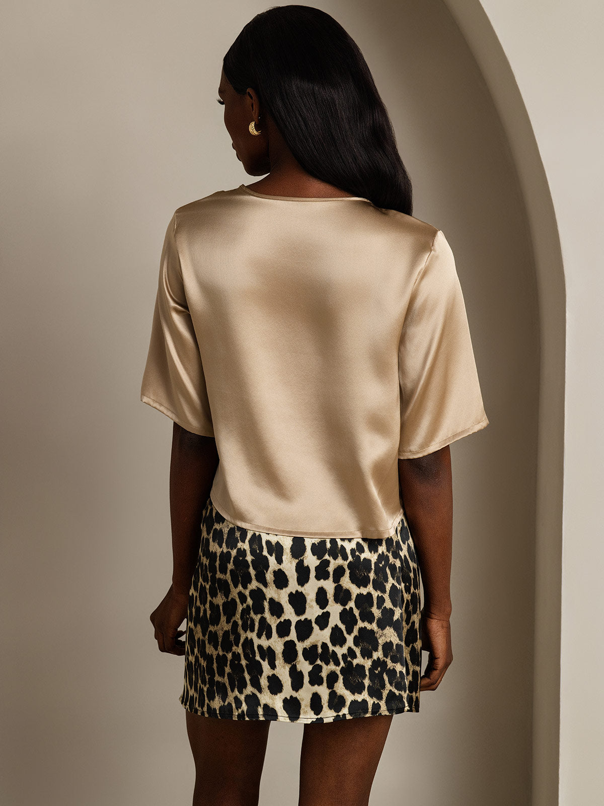 [Champagne] SilkSilky-CA Pure Silk Boat Neck Women's T-Shirt 002
