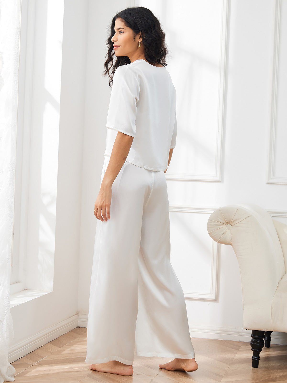 [White] SilkSilky-CA Pure Silk Half Sleeve Round Neck Women's Pajamas 002
