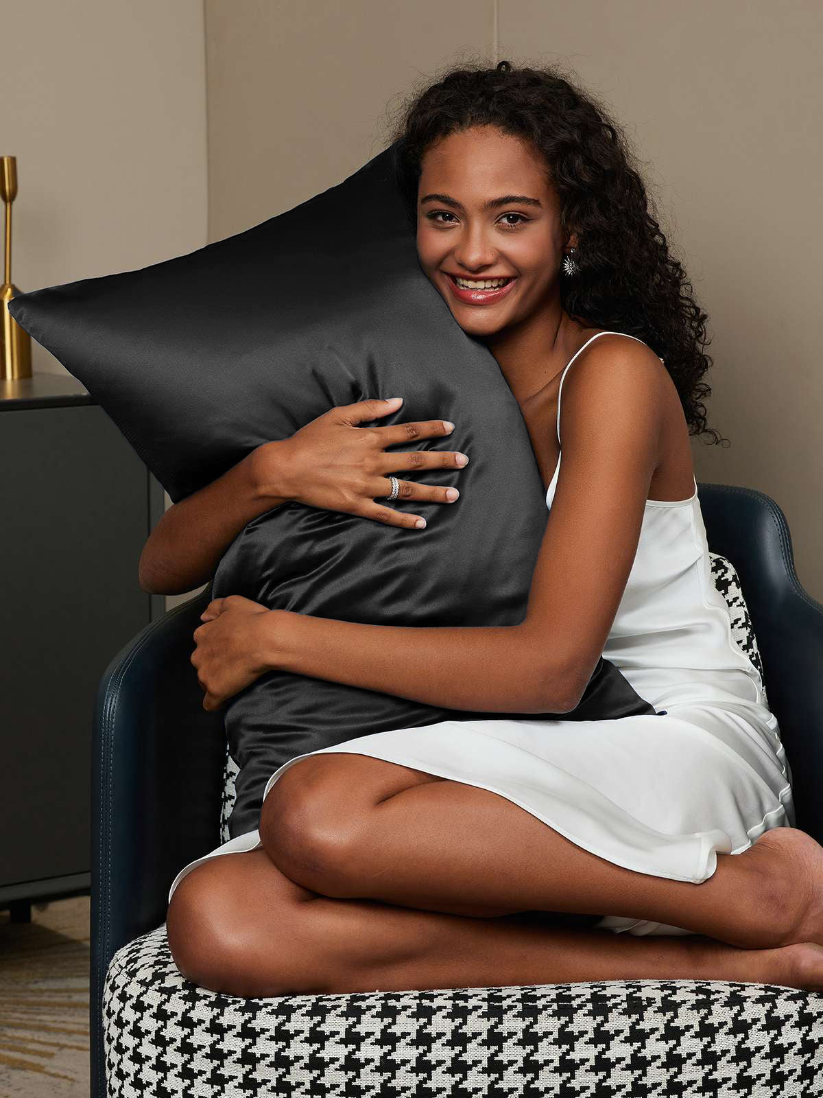 [Black] SilkSilky-CA 19Momme Pure Silk Pillowcase 002