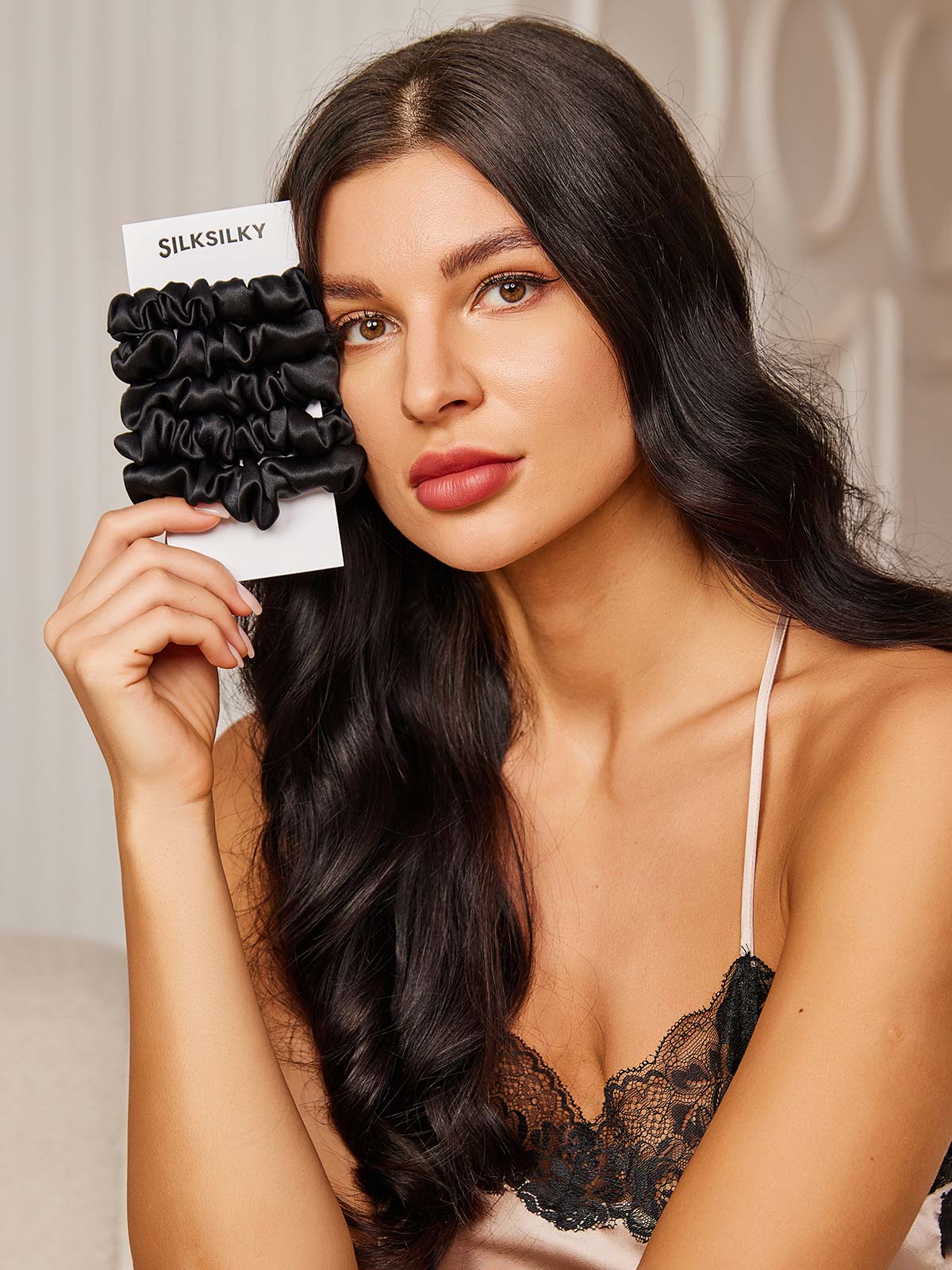 [Black] SilkSilky-CA 19Momme Pure Silk Scrunchie 001