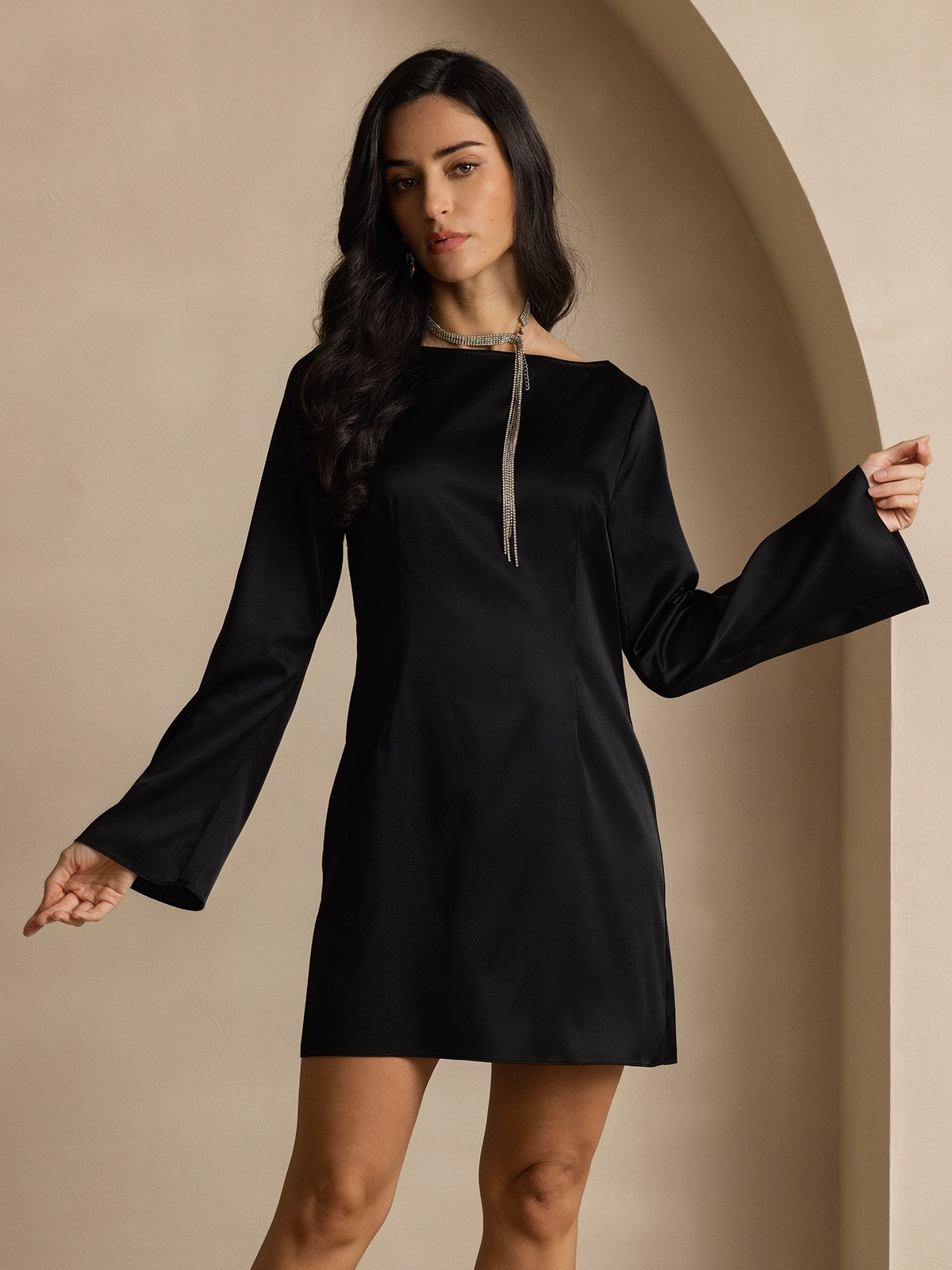 [Black] SilkSilky-CA 19Momme Silk Long Sleeve Boat Neck Dress 006