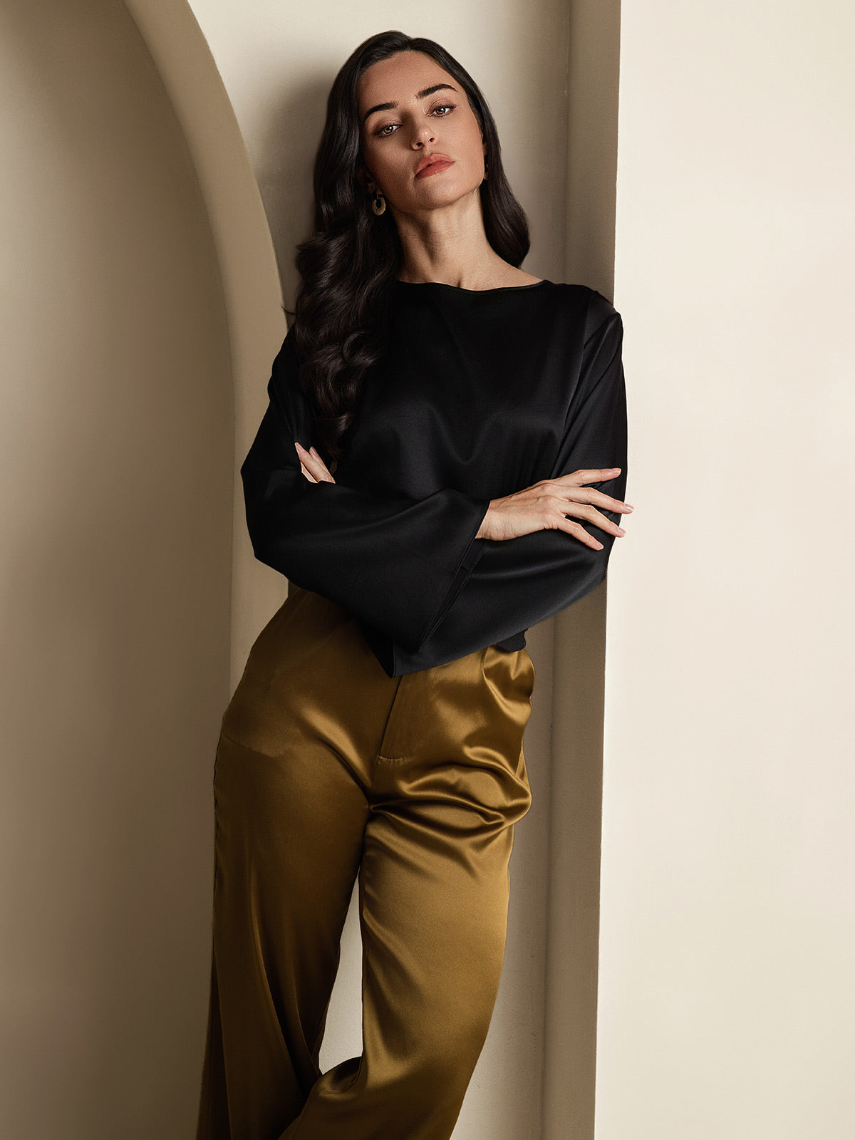 [Black] SilkSilky-CA 19Momme Silk Long Sleeve Round Neck Women's T-Shirt 005