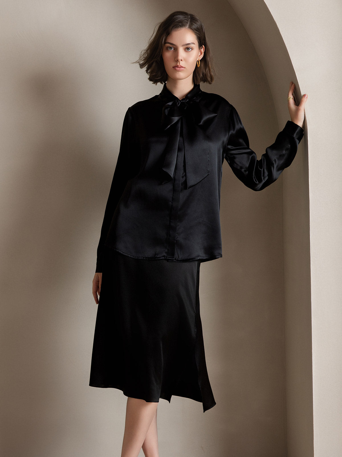 [Black] SilkSilky-CA 19Momme Silk Long Sleeve Tie Neck Women's Shirt 001