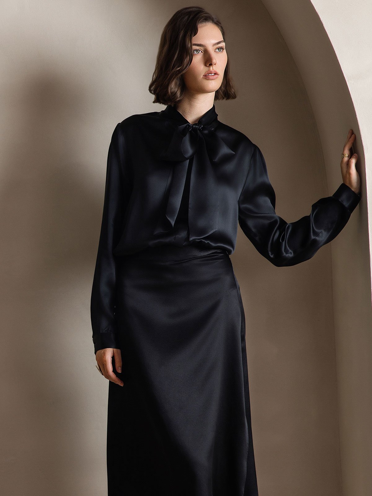[Black] SilkSilky-CA 19Momme Silk Long Sleeve Tie Neck Women's Shirt 004