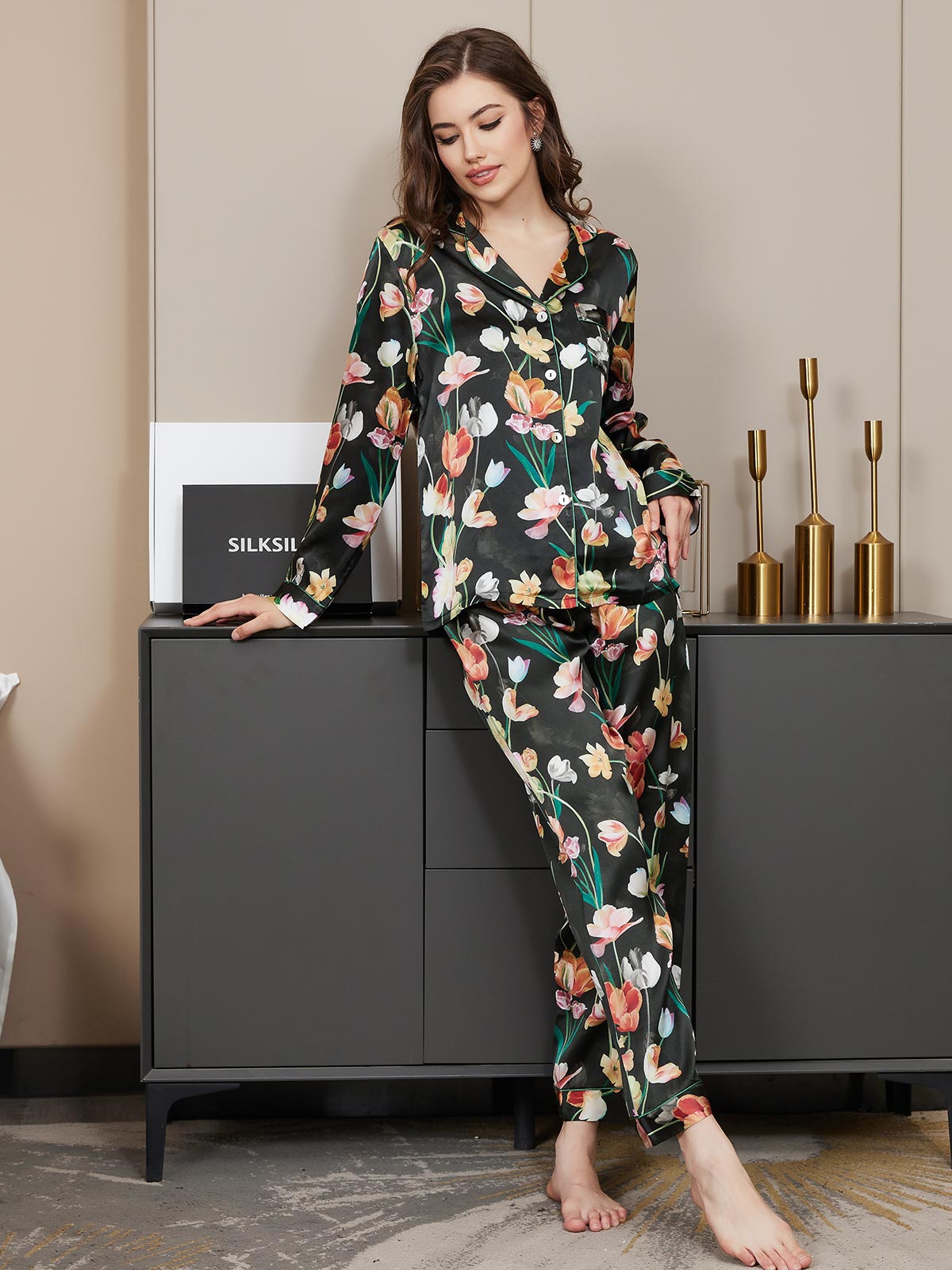 [Black] SilkSilky-CA Pure Silk Long Sleeve Lapel Women's Pajamas 002