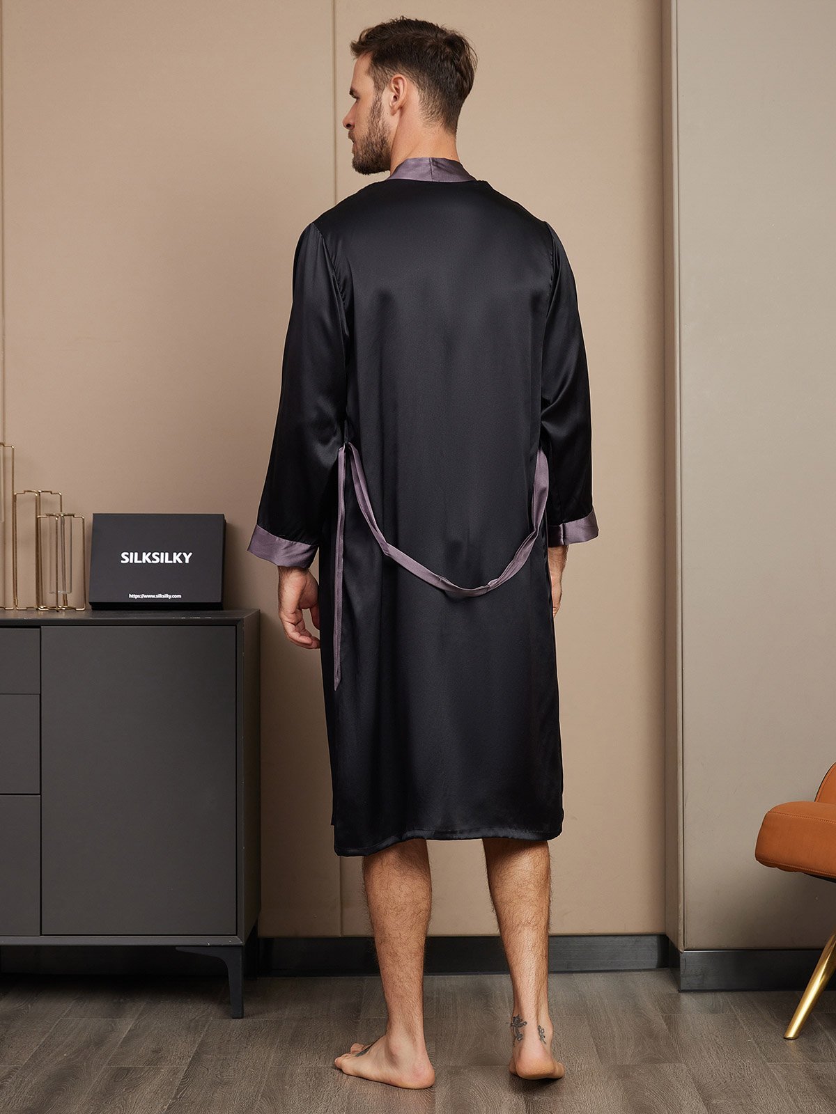 [Black] SilkSilky-CA Pure Silk Long Sleeve Mens Robe 002