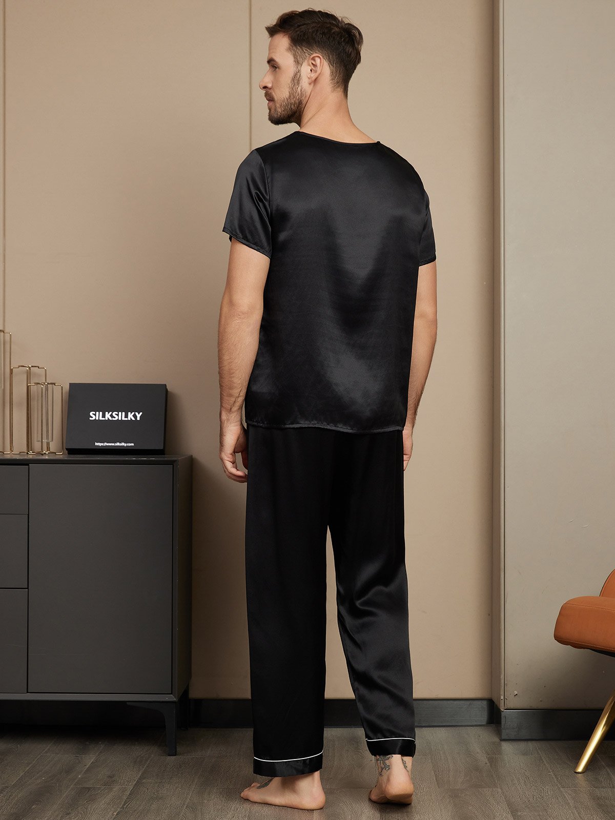 [Black] SilkSilky-CA Pure Silk Short Sleeve Round Neck Men's Pajamas 002