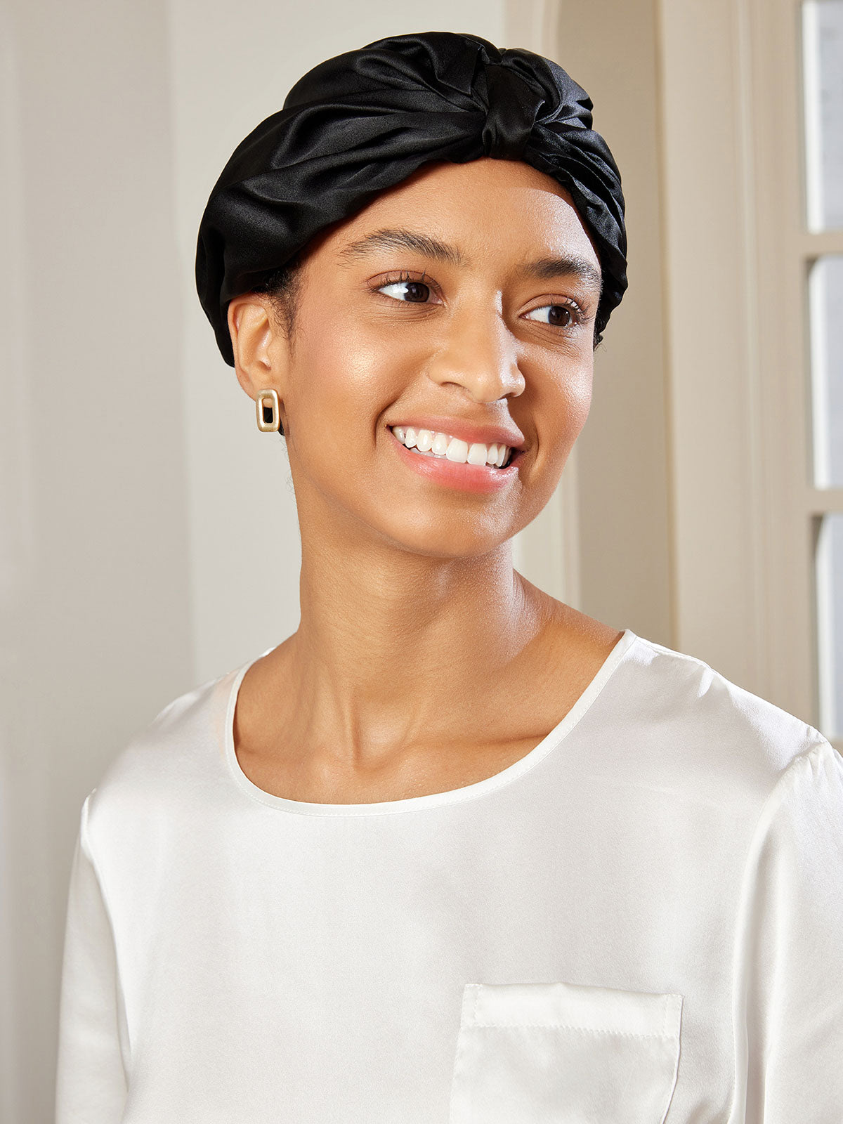 [Black] SilkSilky-CA Pure Silk Sleep Cap 002