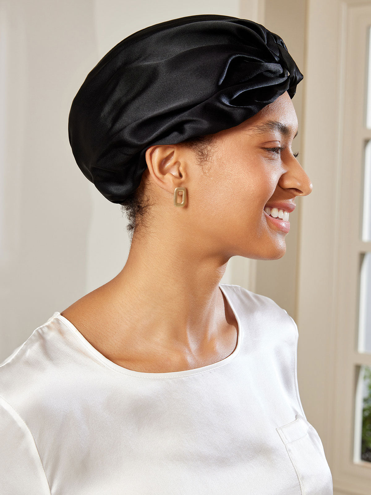 [Black] SilkSilky-CA Pure Silk Sleep Cap 004