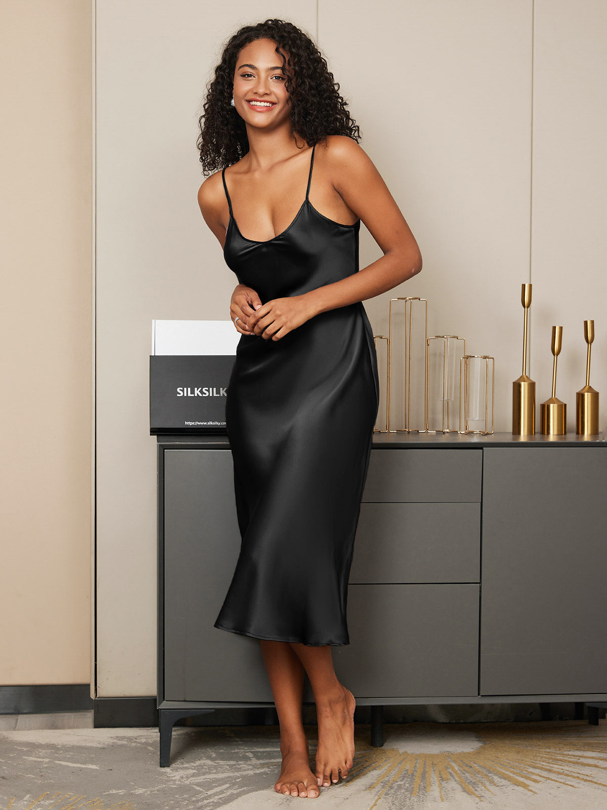 [Black] SilkSilky-CA Pure Silk Sleeveless Round Neck Nightgown 002