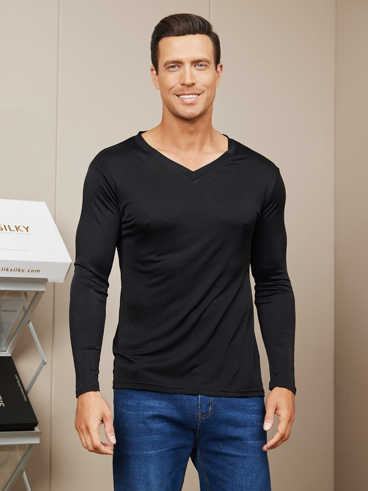 [Black] SilkSilky-CA Silk Knitted Long Sleeve V Neck Men's T-Shirt 001