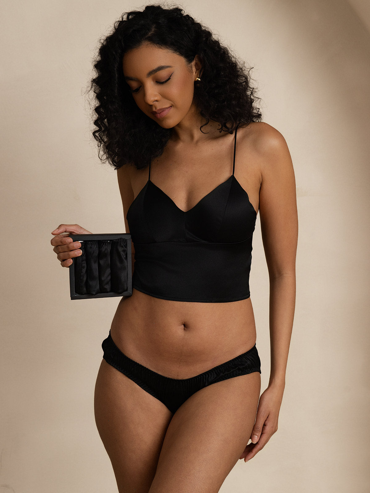 [Black] SilkSilky-CA Silk Knitted Panty 004