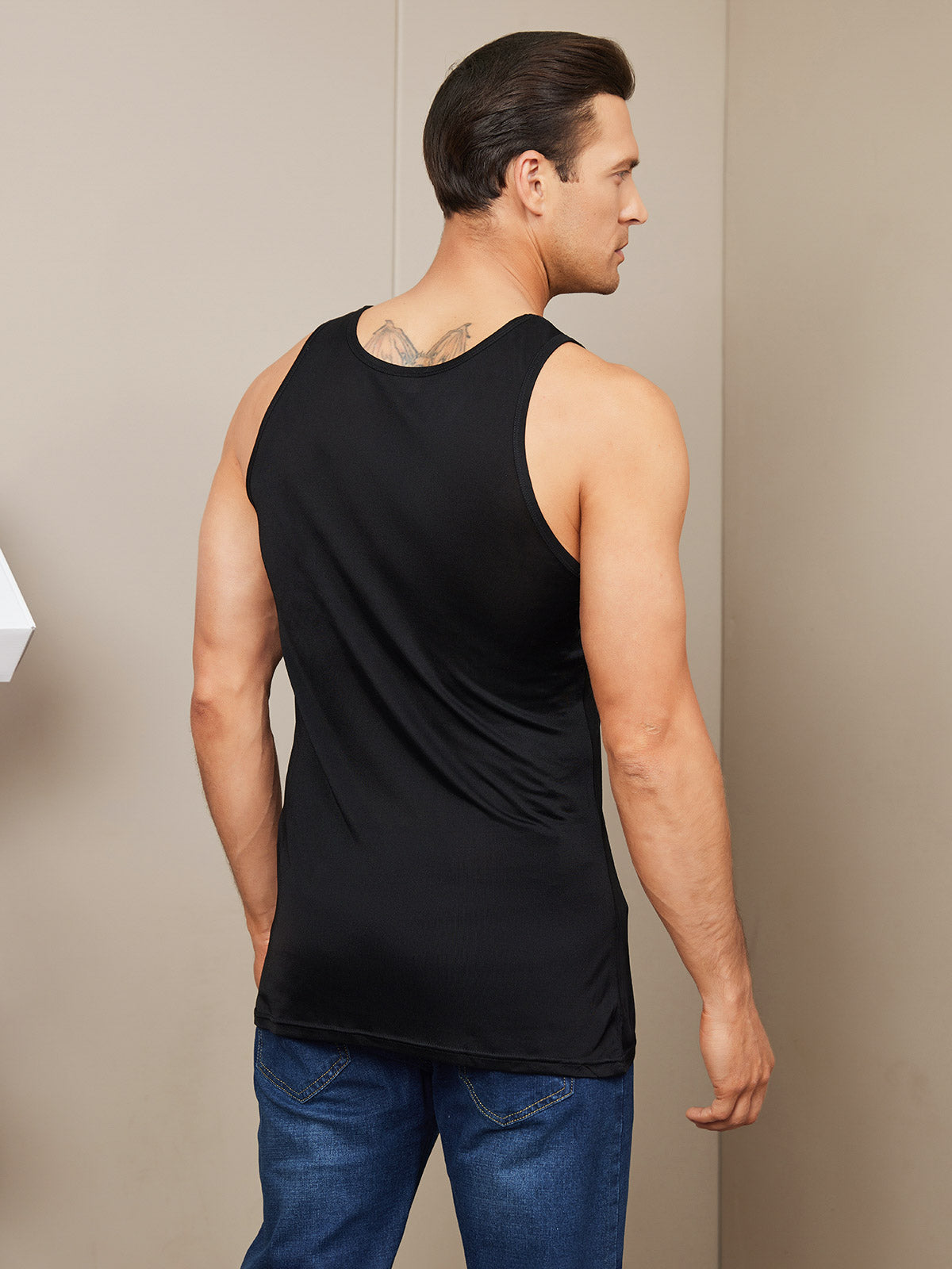 [Black] SilkSilky-CA Silk Knitted Sleeveless Round Neck Men's T-Shirt 002