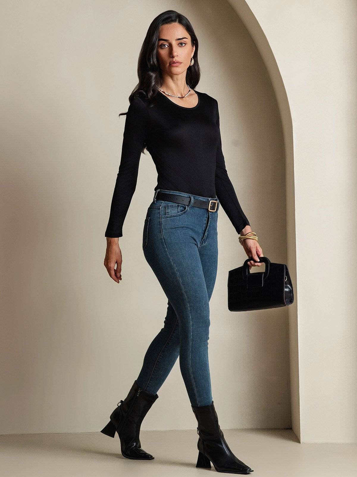[Black] SilkSilky-CA Silk Long Sleeve Round Neck Women's T-Shirt 008