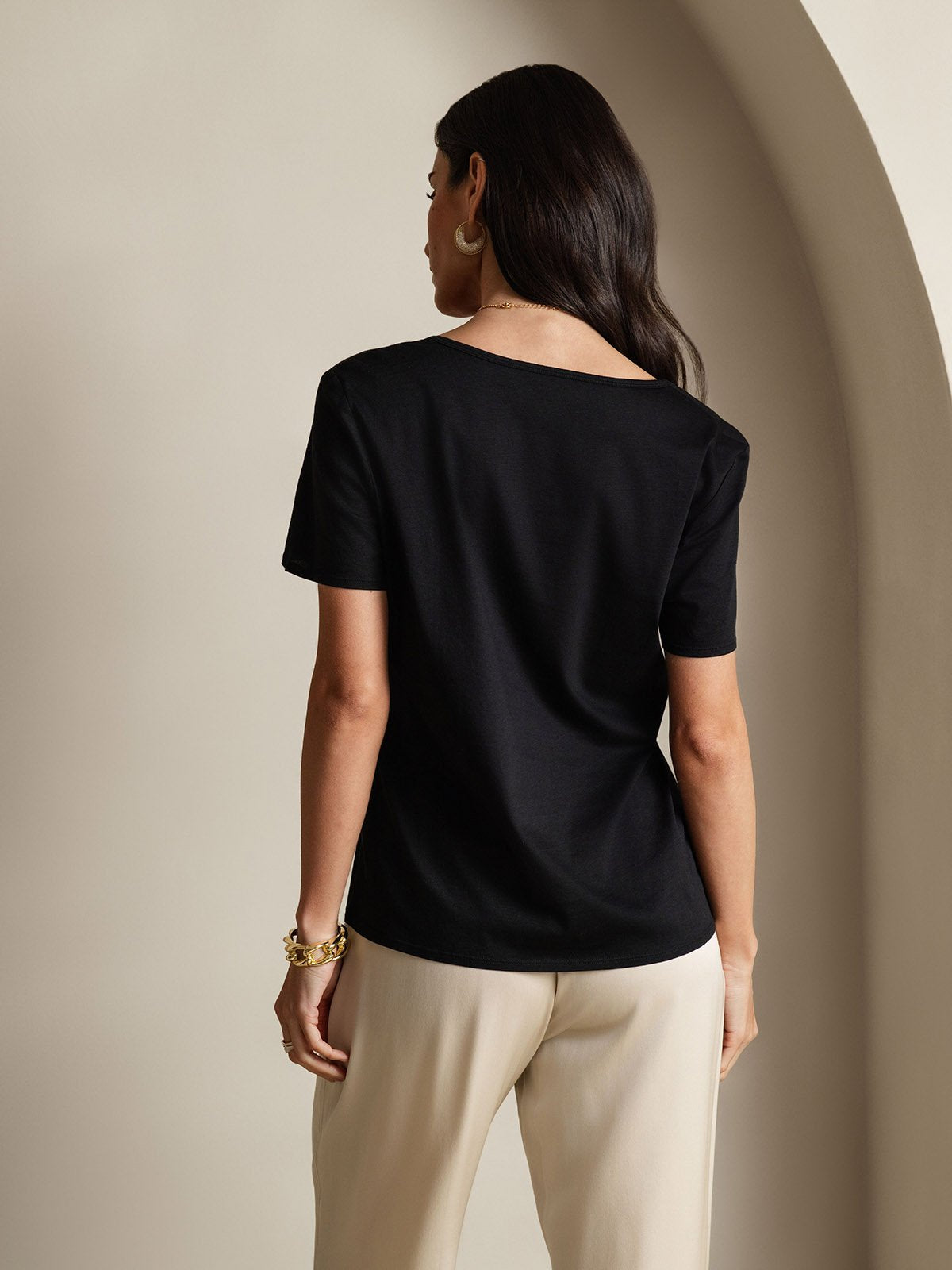 [Black] SilkSilky-CA Silk Short Sleeve U Neck Women's T-Shirt 002