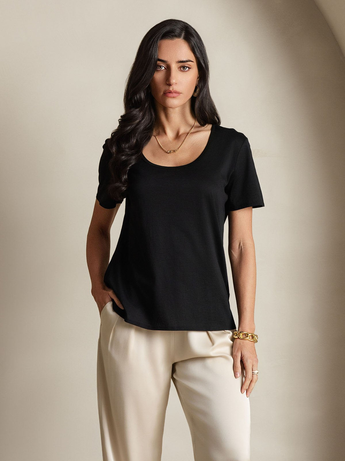 [Black] SilkSilky-CA Silk Short Sleeve U Neck Women's T-Shirt 005