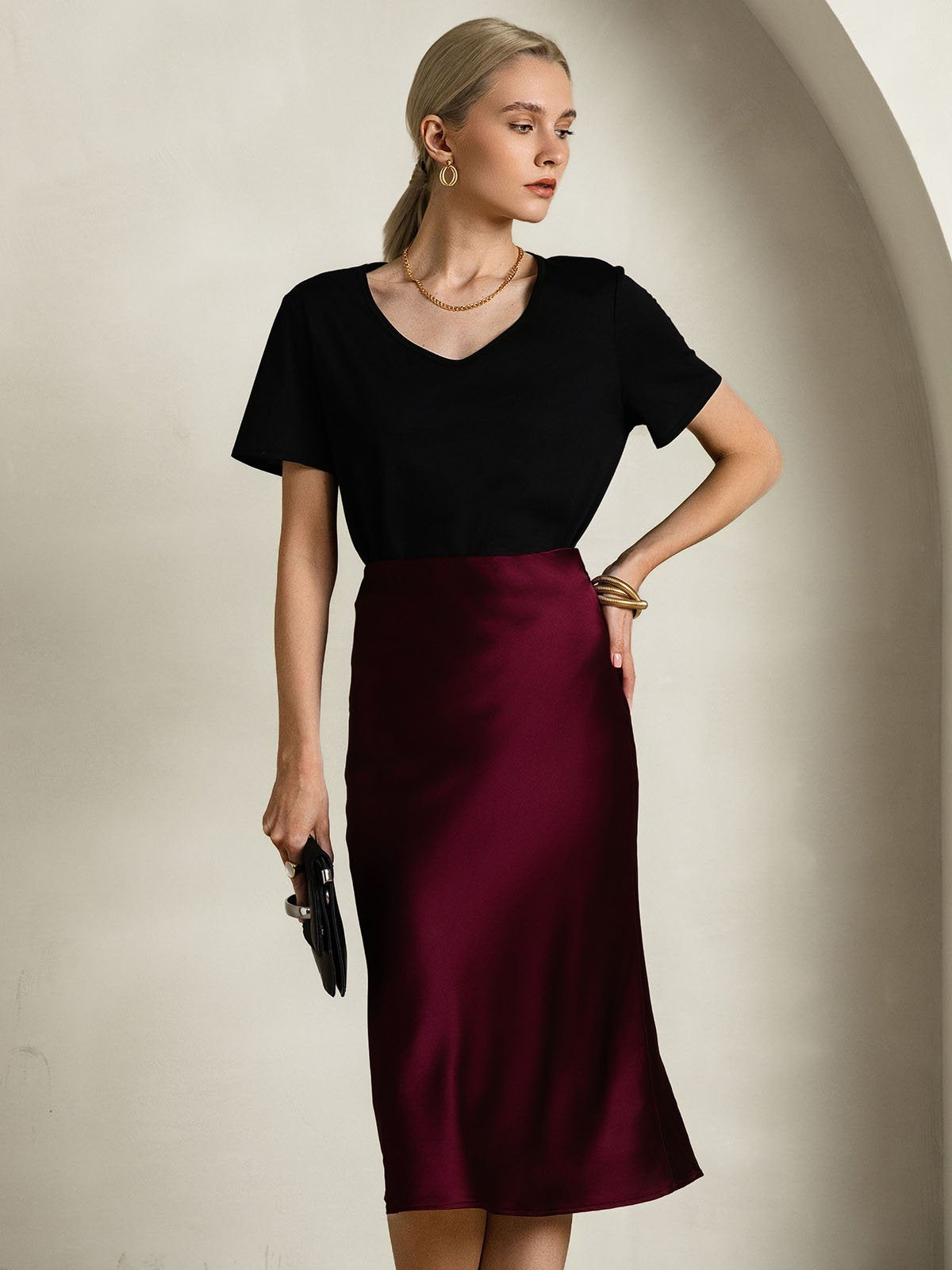 [Black] SilkSilky-CA Silk Short Sleeve V Neck Women's T-Shirt 006